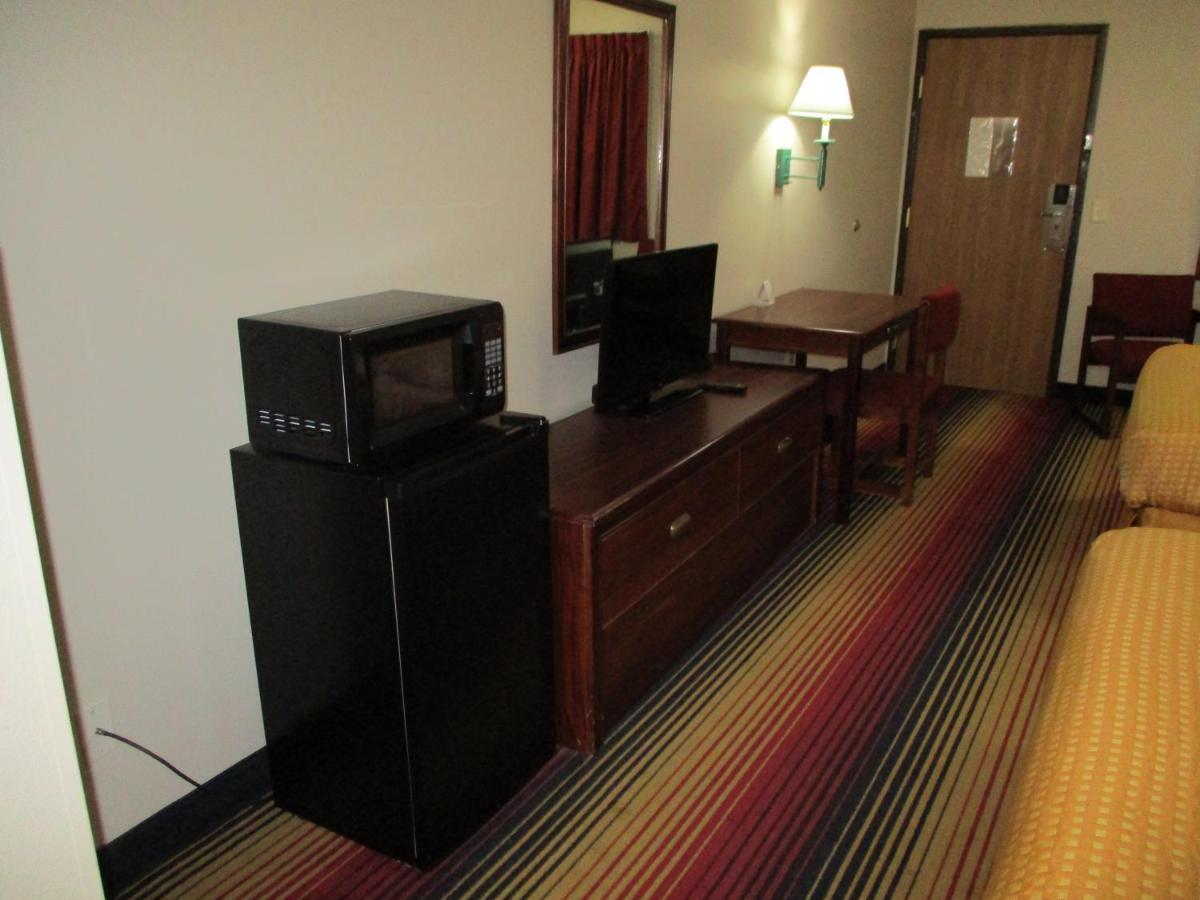 Travelodge By Wyndham Spirit Lake/Okoboji Buitenkant foto