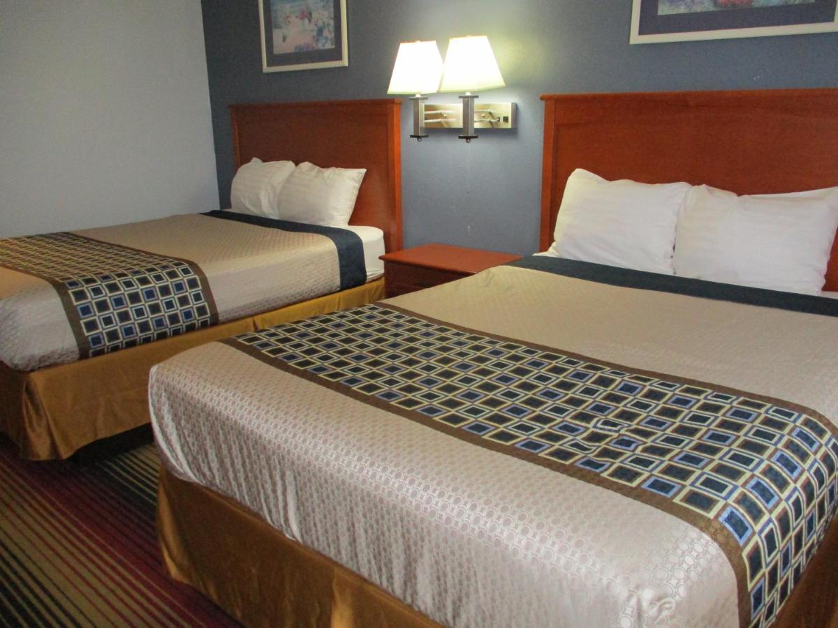 Travelodge By Wyndham Spirit Lake/Okoboji Buitenkant foto
