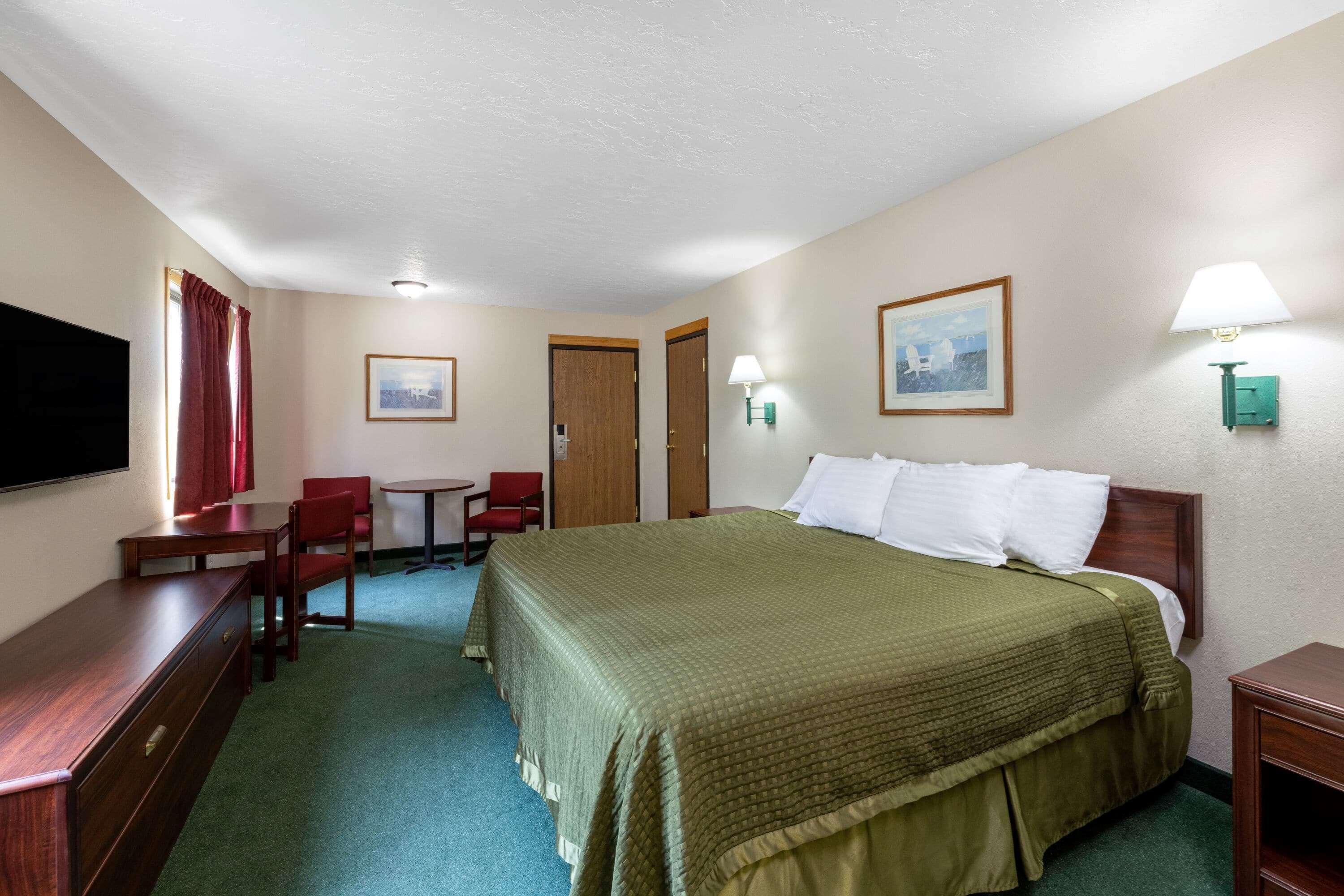 Travelodge By Wyndham Spirit Lake/Okoboji Buitenkant foto