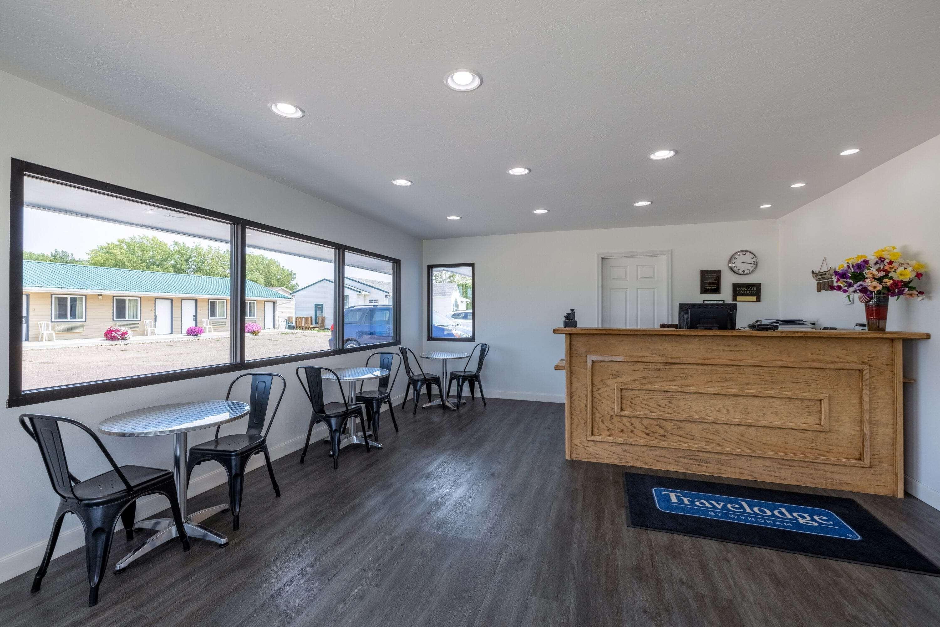 Travelodge By Wyndham Spirit Lake/Okoboji Buitenkant foto